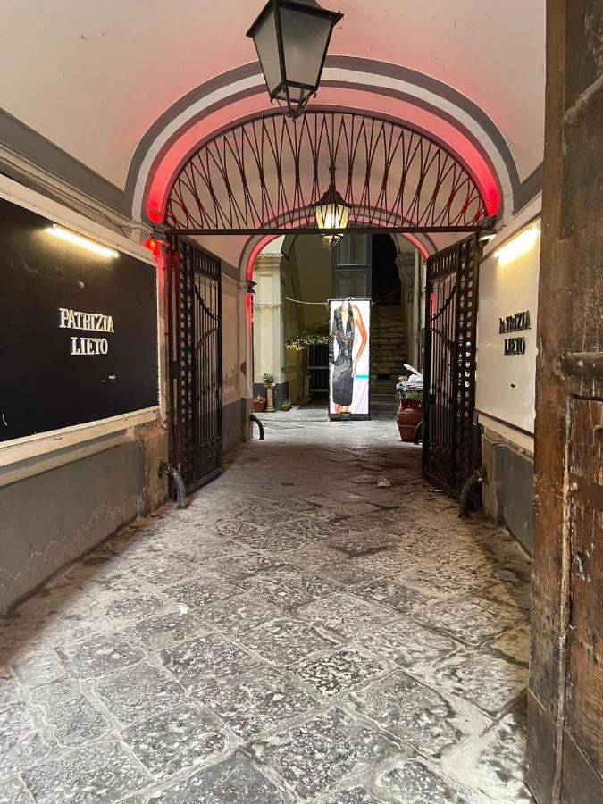 Two Rooms Chiaia 37 Napoli Ngoại thất bức ảnh