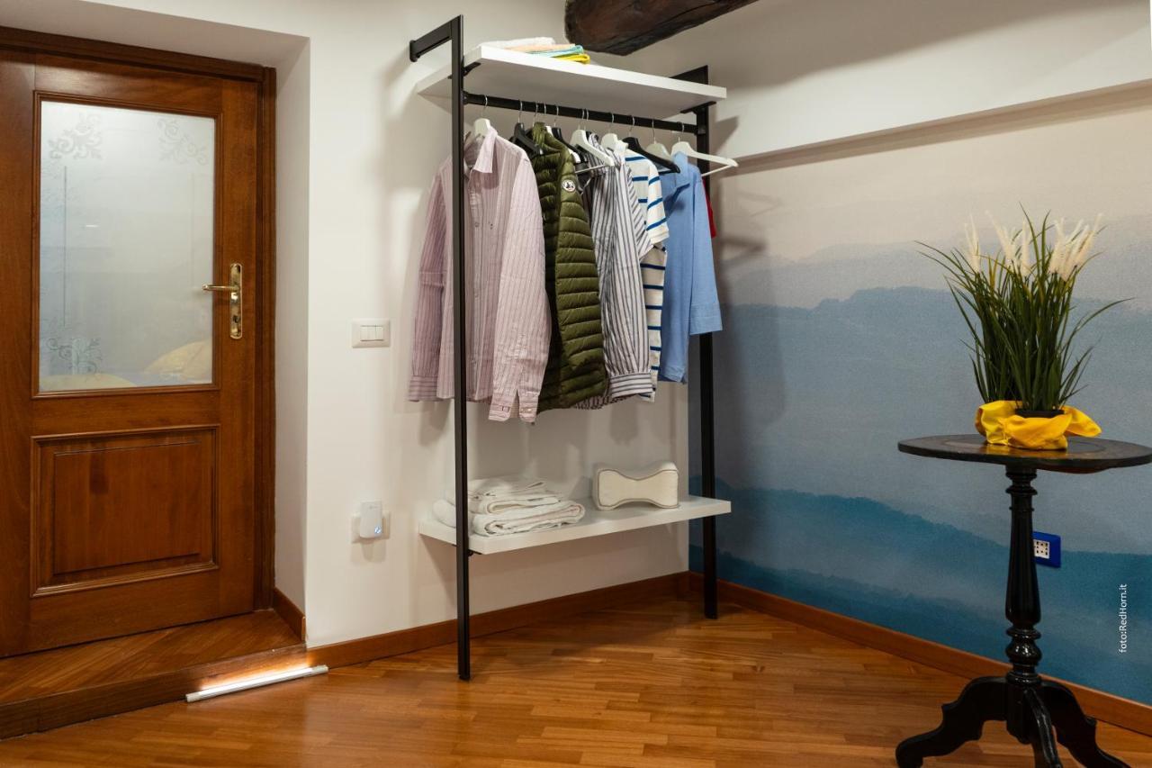 Two Rooms Chiaia 37 Napoli Ngoại thất bức ảnh