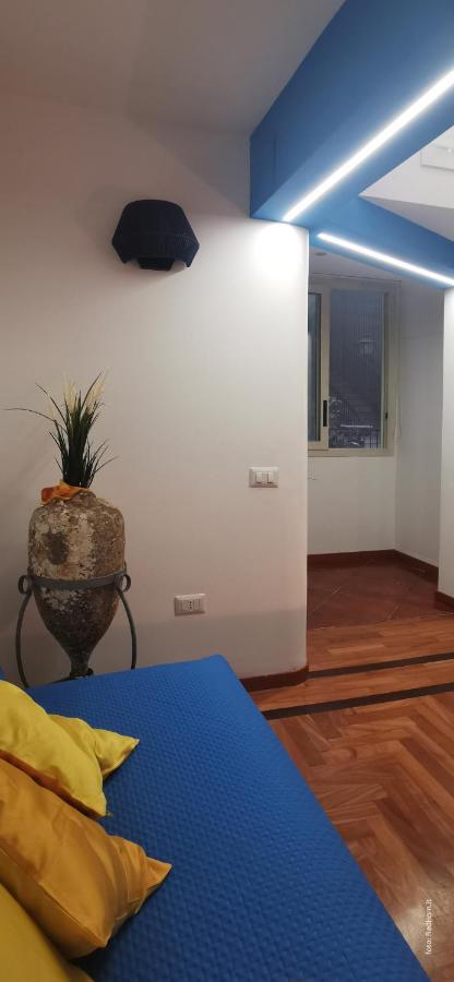 Two Rooms Chiaia 37 Napoli Ngoại thất bức ảnh