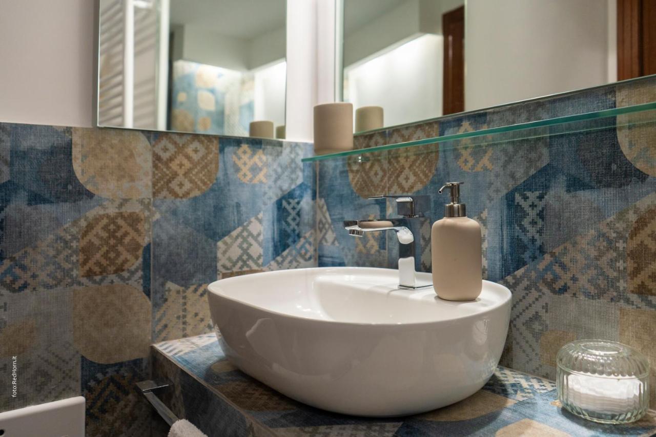 Two Rooms Chiaia 37 Napoli Ngoại thất bức ảnh