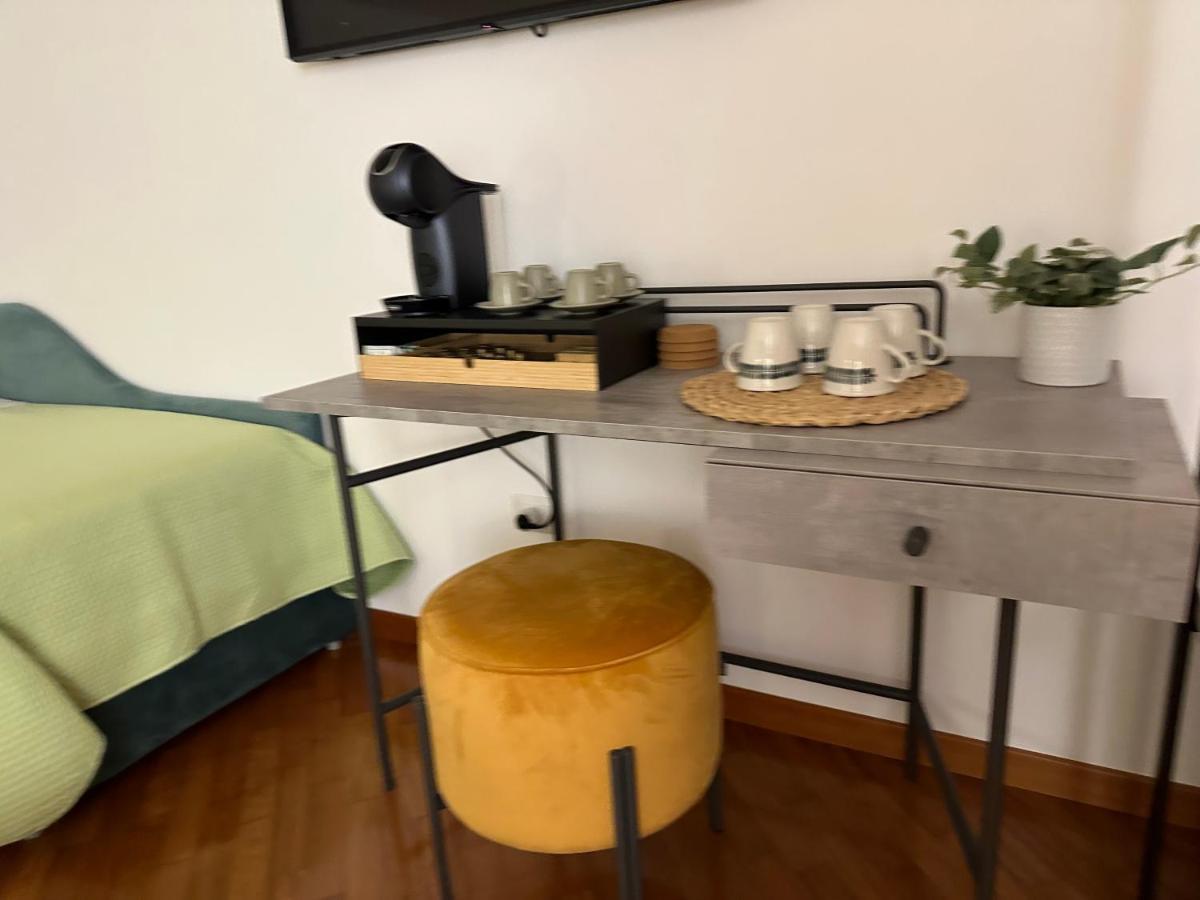 Two Rooms Chiaia 37 Napoli Ngoại thất bức ảnh